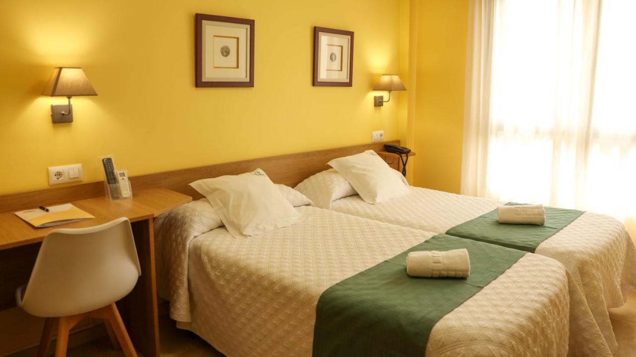 Hotel Casa Benilde Palas de Rei Esterno foto