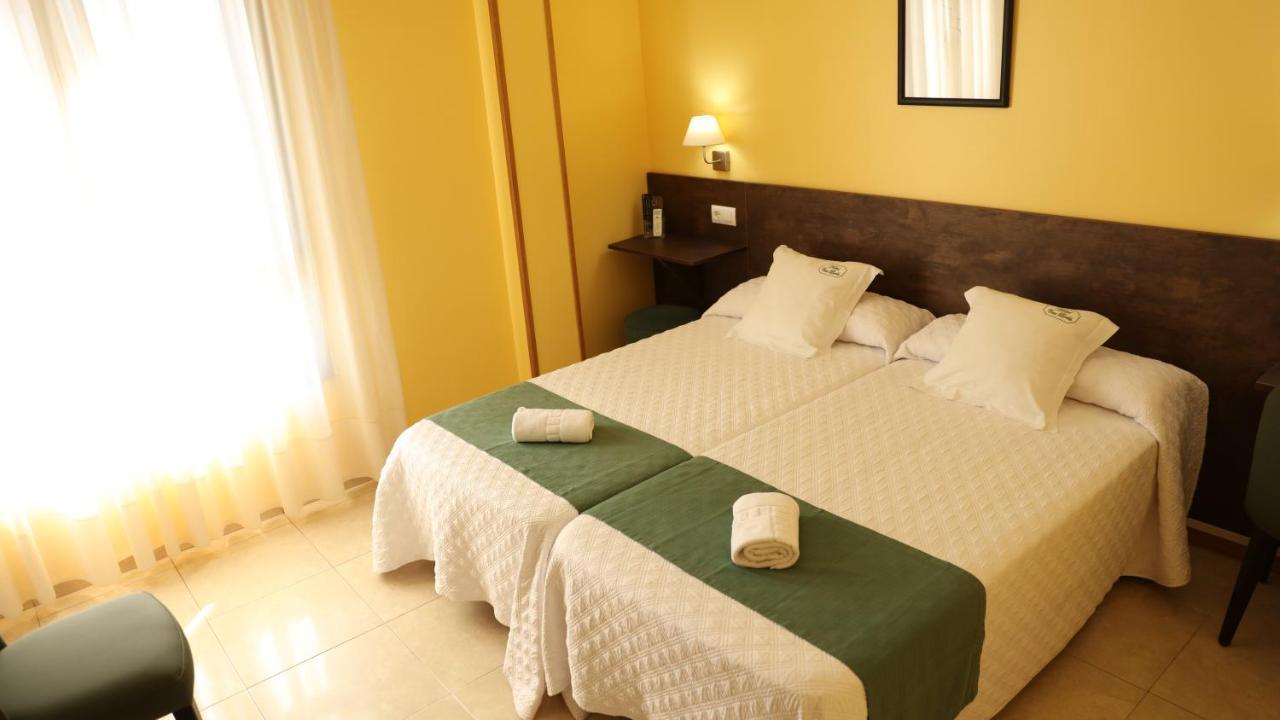 Hotel Casa Benilde Palas de Rei Esterno foto